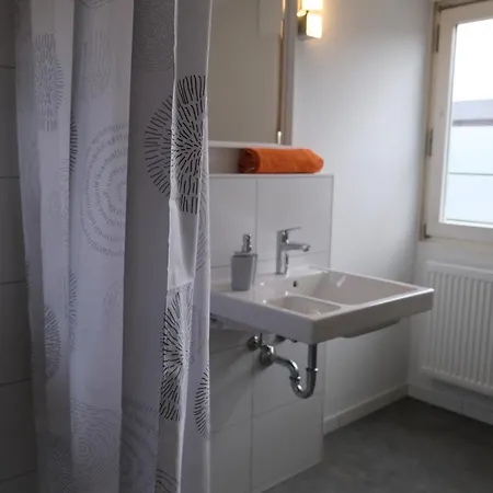 Timon Grosszuegig Modern Mit Terrasse Ca 50 Qm هام